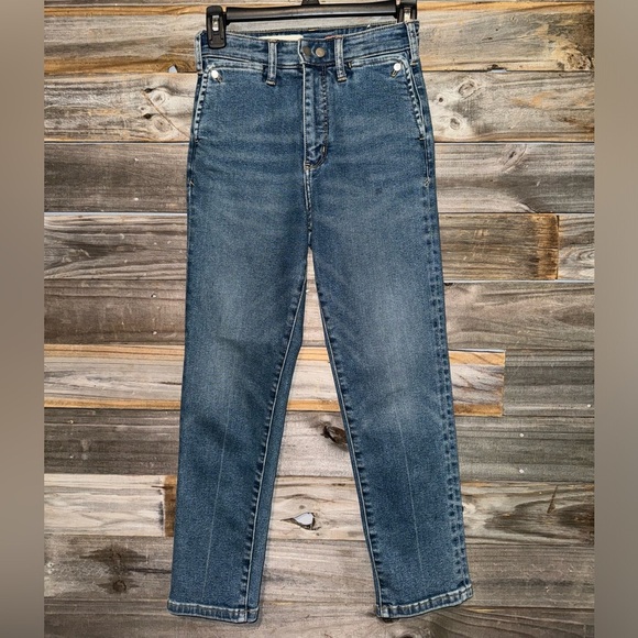 Pilcro The Cigarette Slim Jeans- size 25 P - Picture 5 of 9